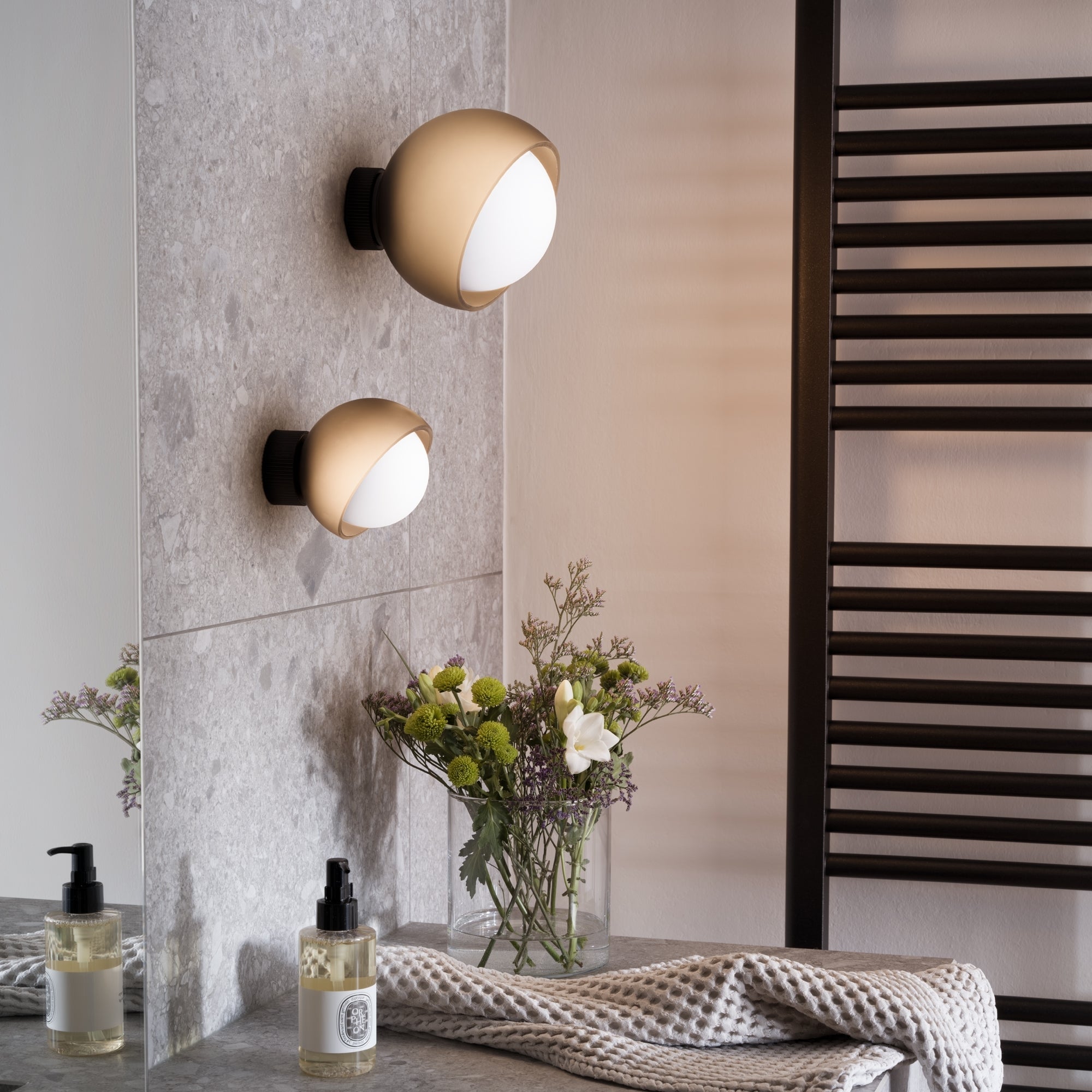 Bloom AP1 D12 / D17 – Applique da parete | Ideal Lux